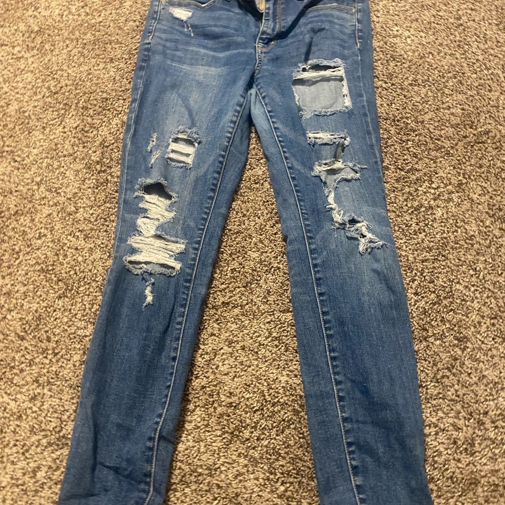 Super Stretch American Eagle Distressed Blue Jeans for Women